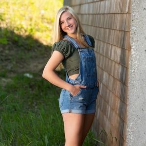 Meet your Posher, Taylor